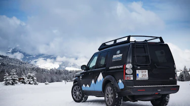Land Rover Discovery XXV rear