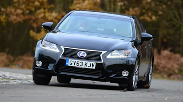 Lexus GS300h front cornering