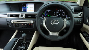 Lexus GS 450h interior