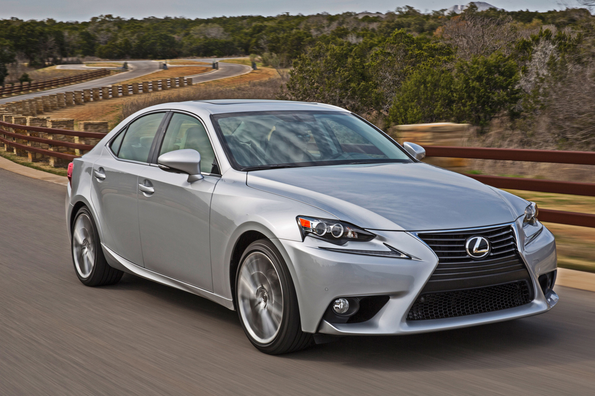 Lexus IS 250 front tracking