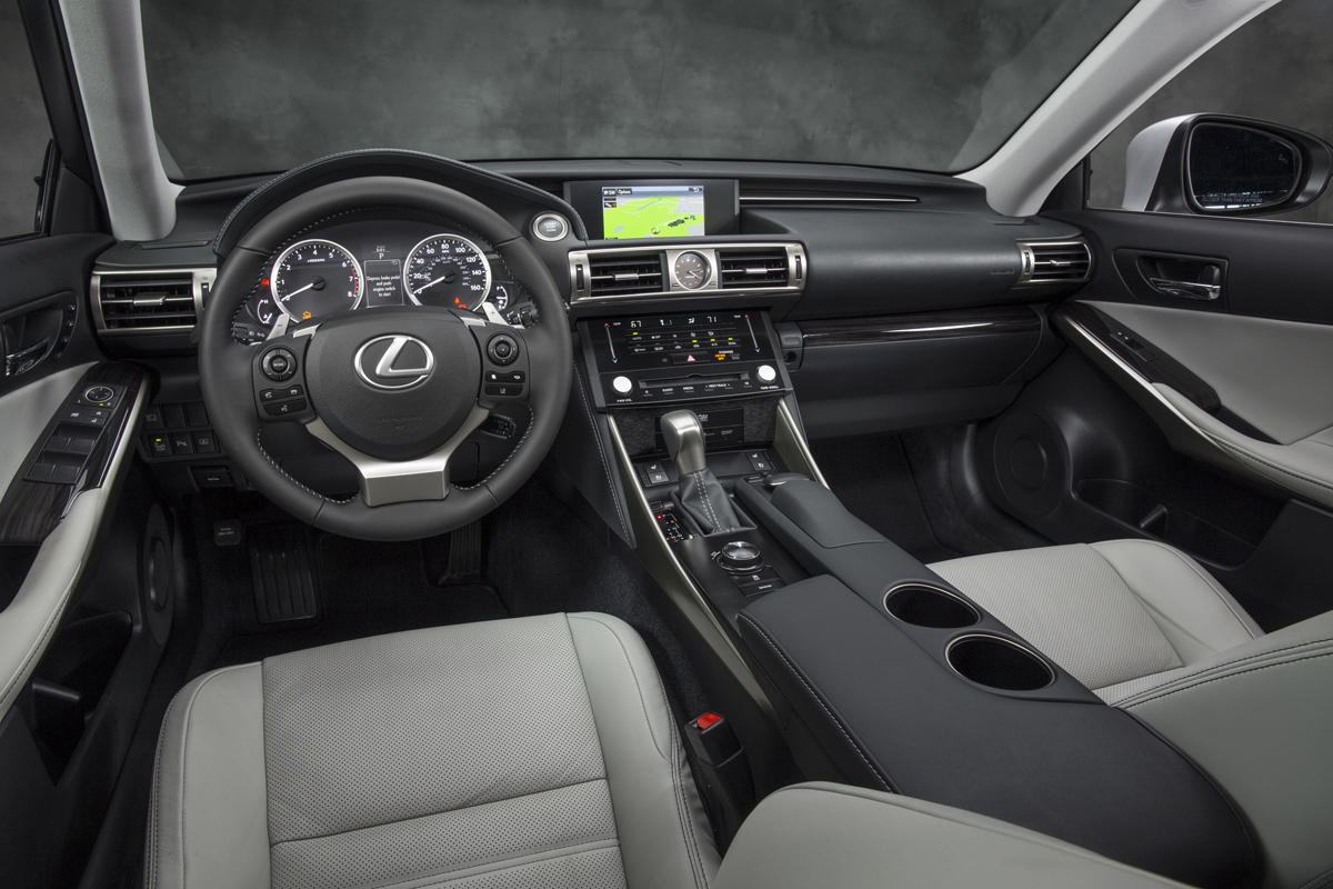 Lexus IS 250 interior