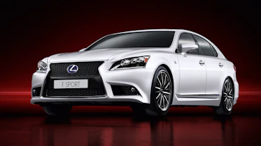 Lexus LS rear action