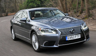 Lexus LS 600h L front cornering