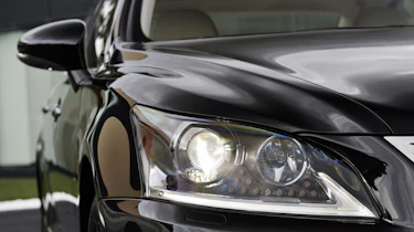 Lexus LS headlight