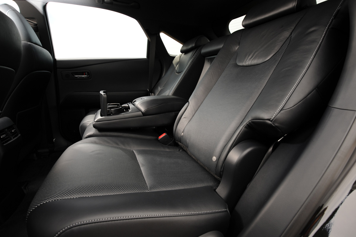 Lexus RX 450h F Sport rear seats