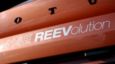 Lotus Evora 414E badge