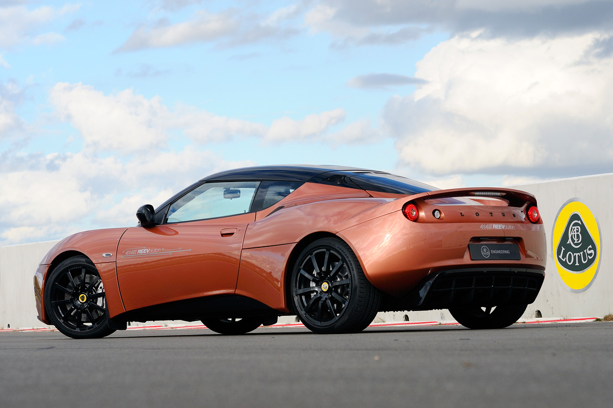 Lotus Evora 414E rear three-quarters