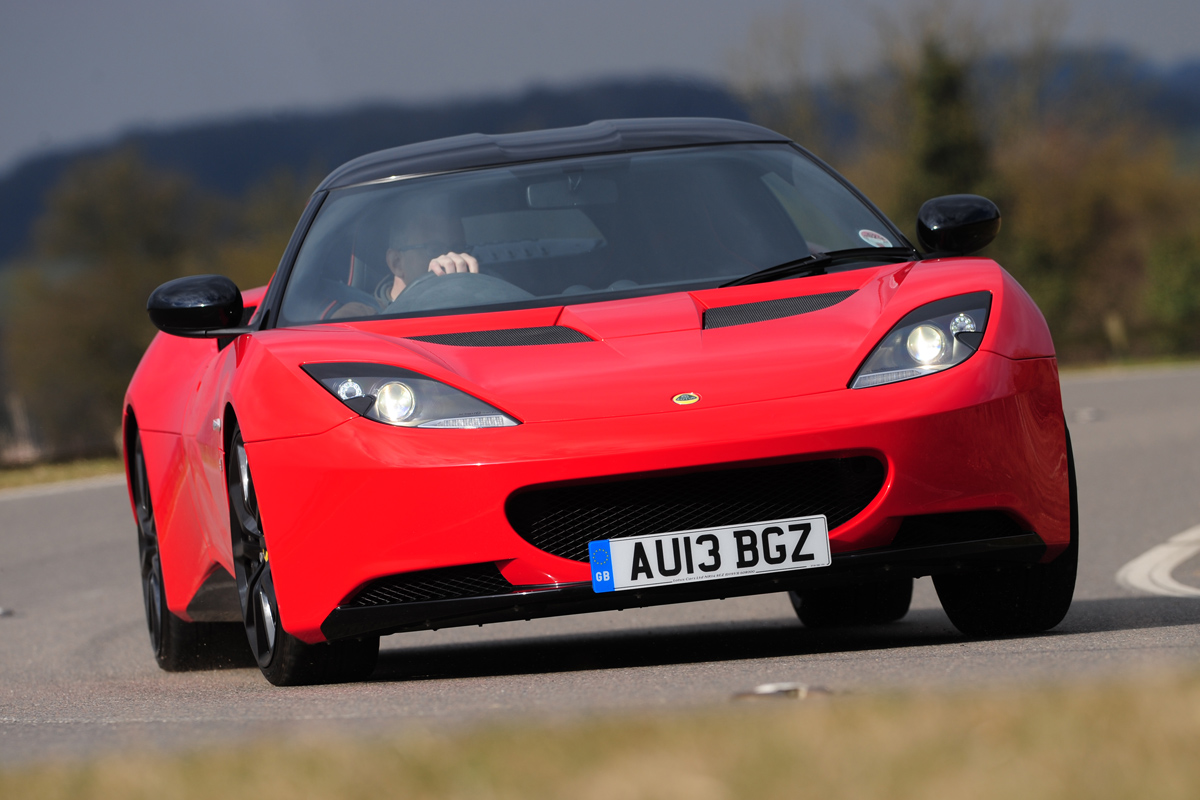 Lotus Evora S front cornering