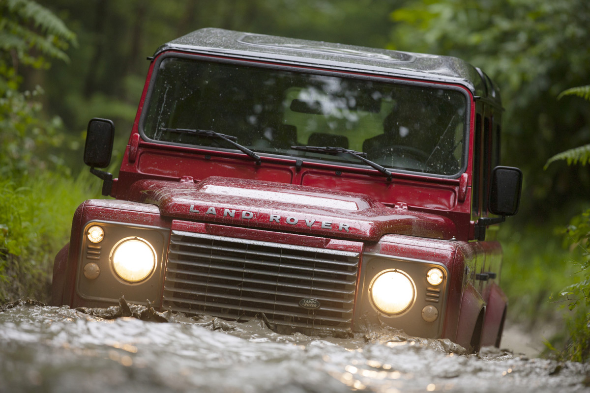 Land Rover Defender