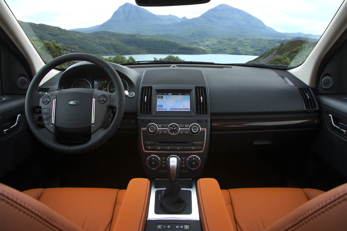 Land Rover Freelander facelift interior