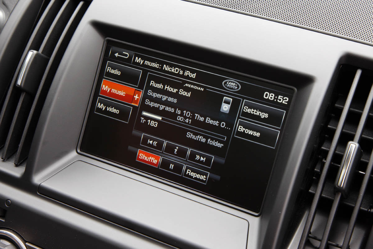 Land Rover Freelander facelift screen