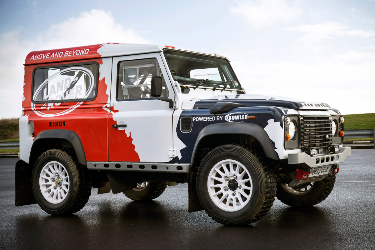 Land Rover Defender Challenge static 1