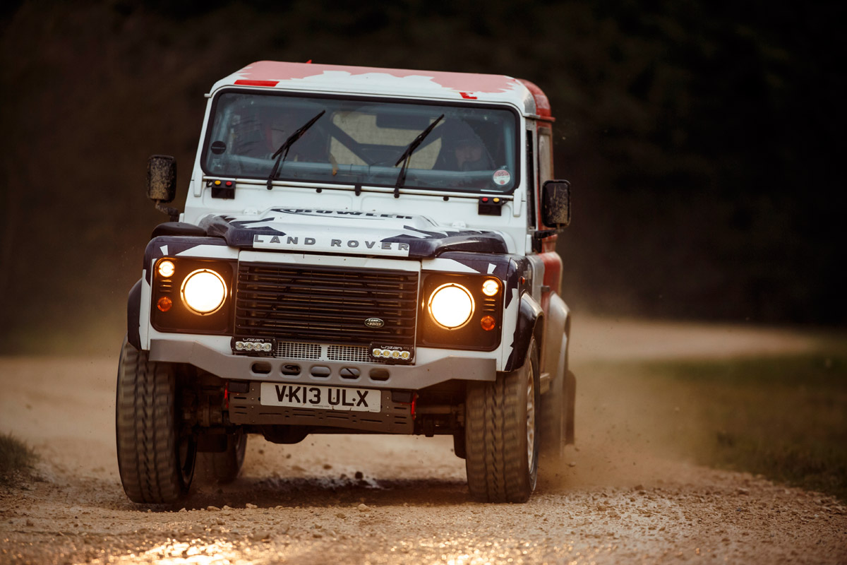 Land Rover Defender Challenge front