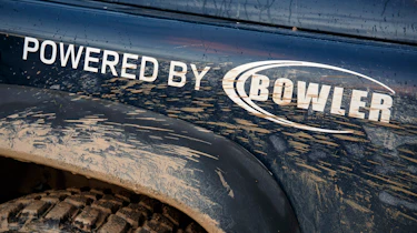 Land Rover Defender Challenge logo