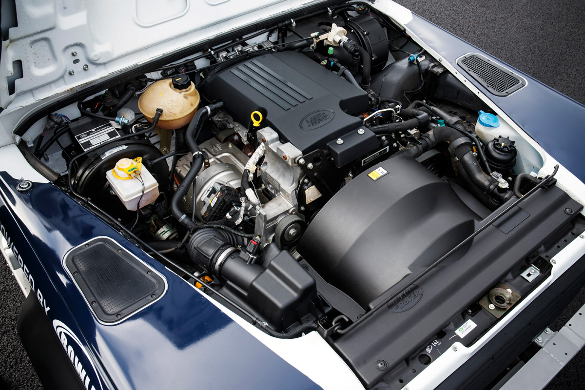 Land Rover Defender Challenge engine