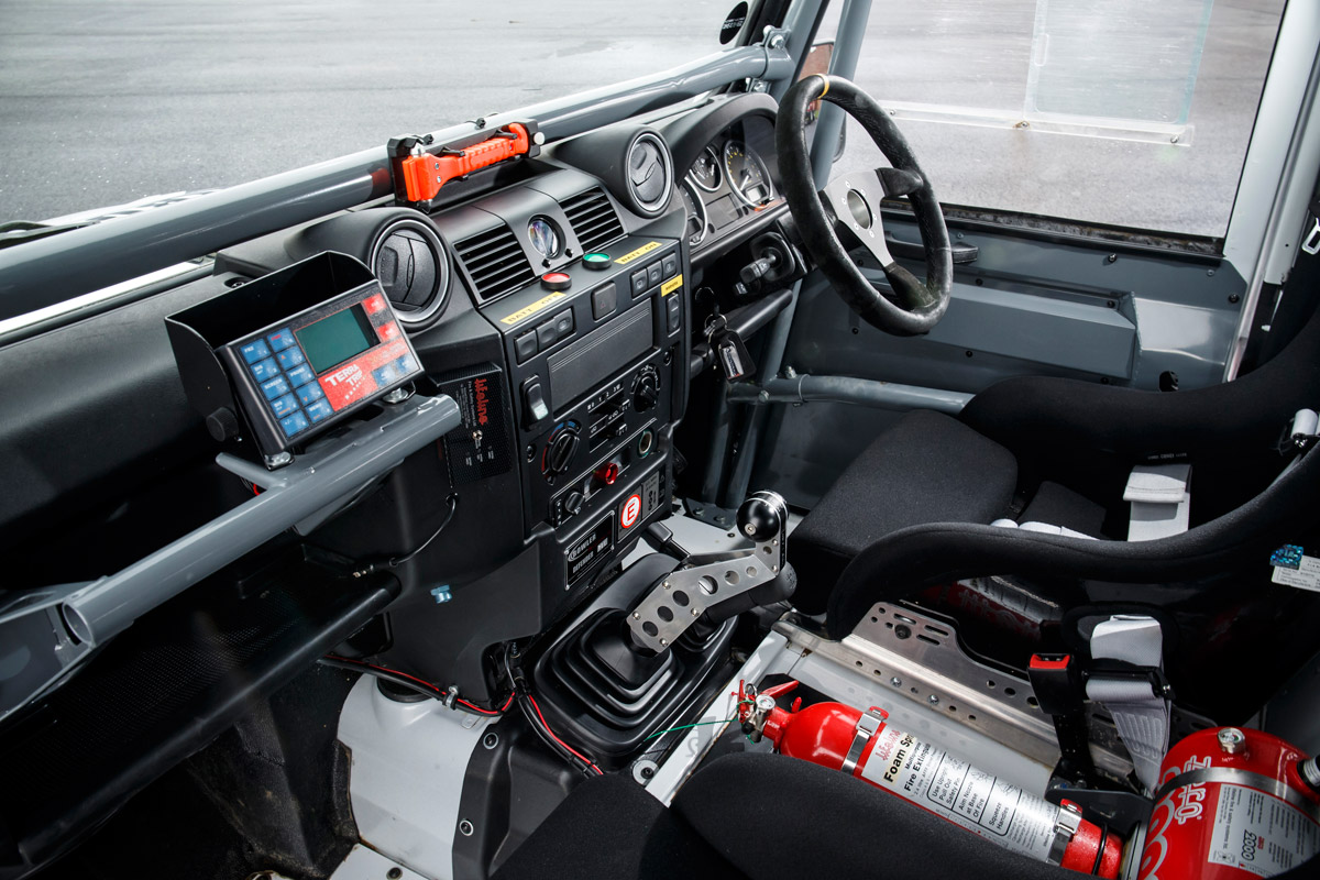 Land Rover Defender Challenge interior