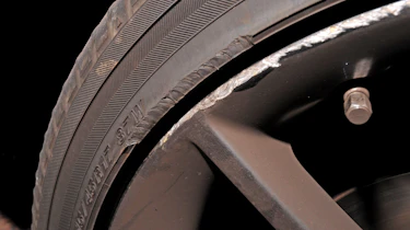 Lexus CT 200h wheel