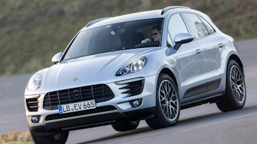 Macan cornering 2