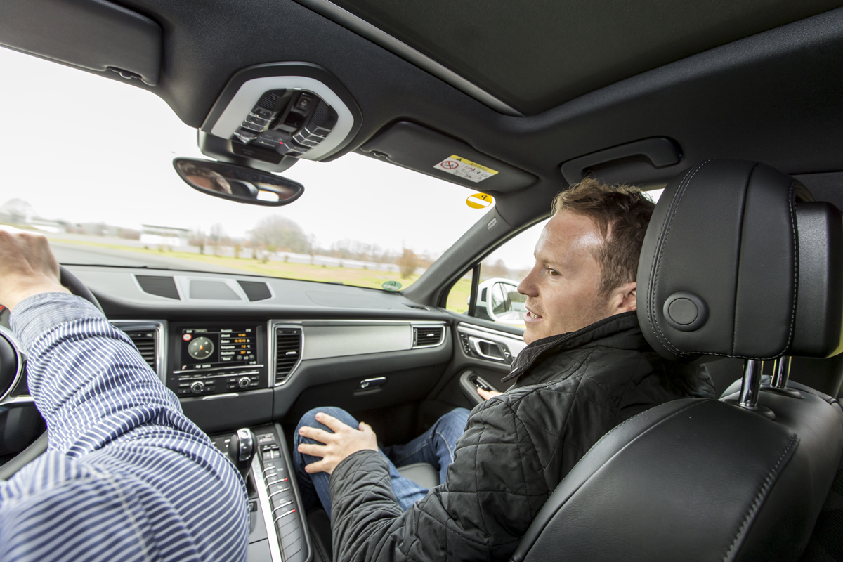 Macan dash