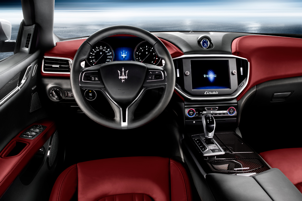 Maserati Ghibli diesel interior