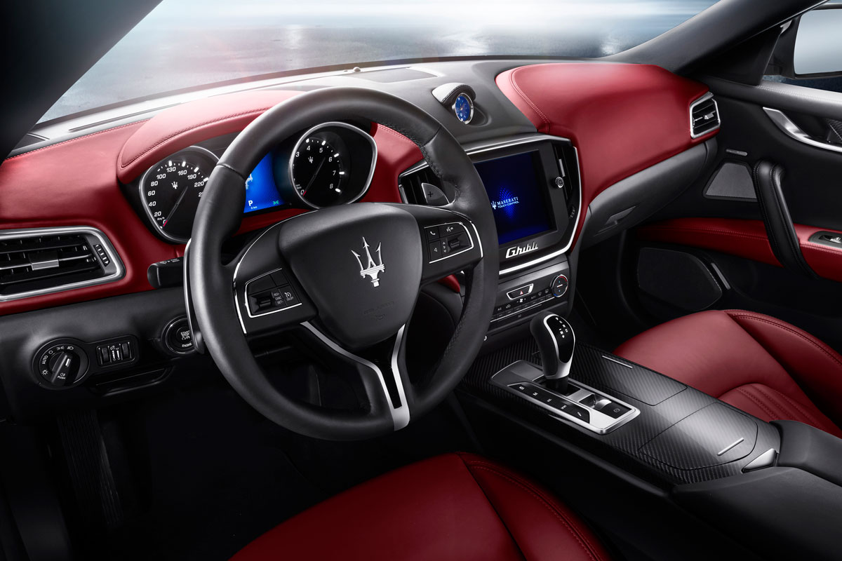 Maserati Ghibli interior