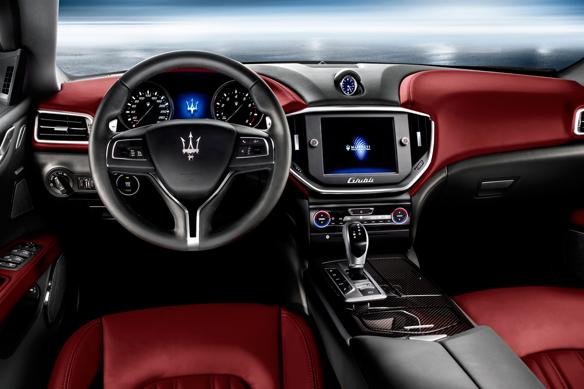 Maserati Ghibli interior
