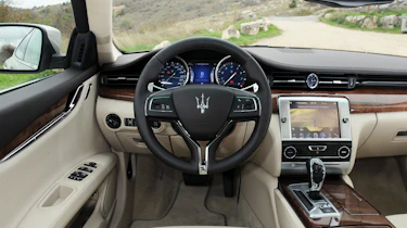 Maserati Quattroporte interior