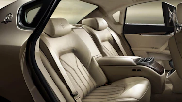Maserati Quattroporte driving