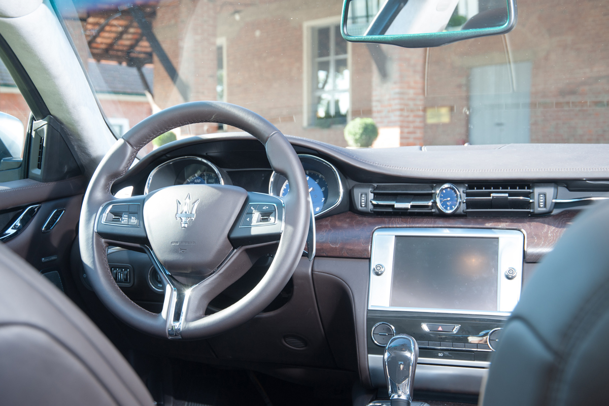 Maserati Quattroporte S interior