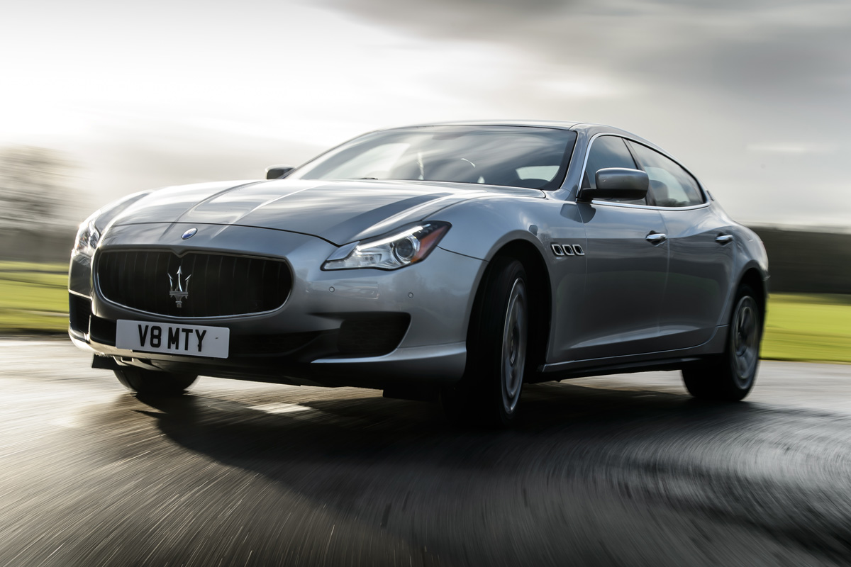 Maserati Quattroporte Diesel front tracking 