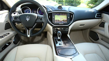 Maserati Ghibli interior