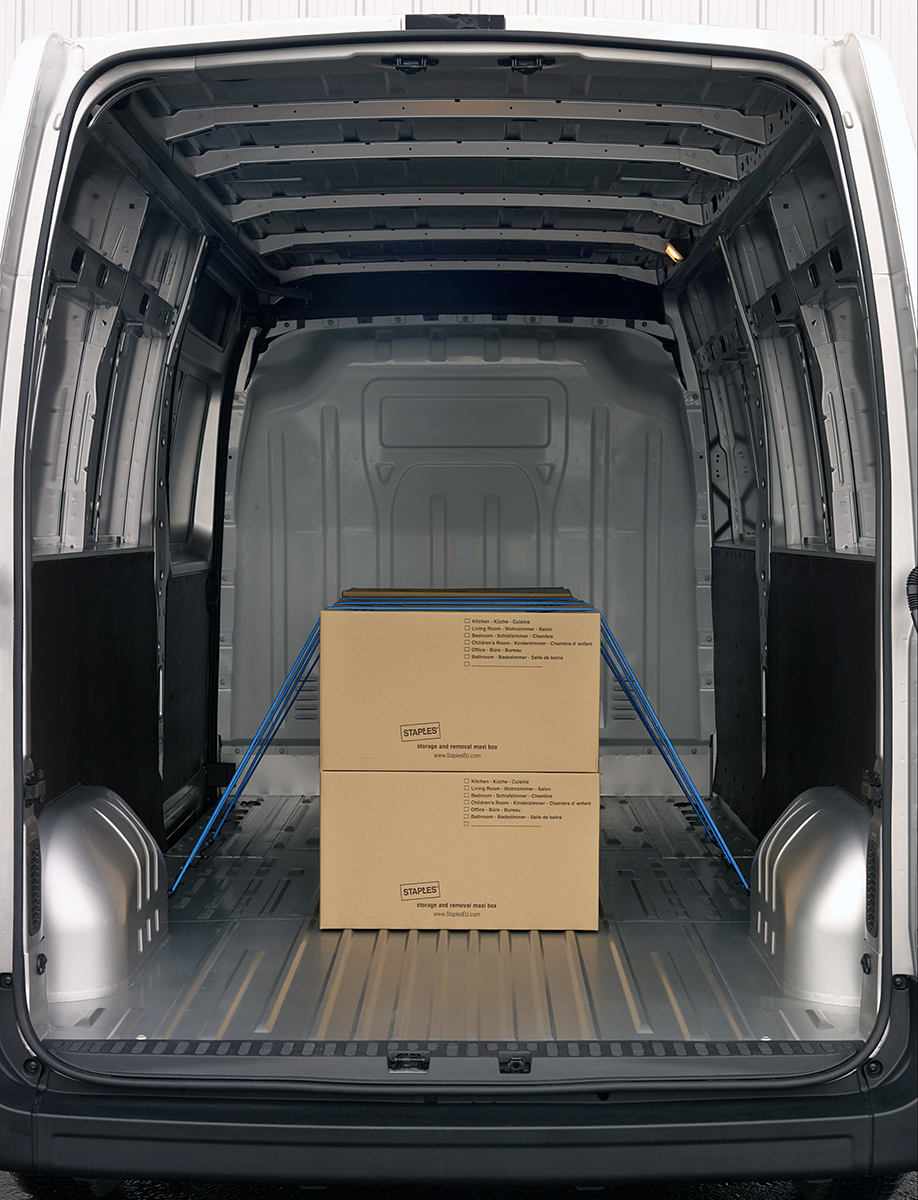 Renault Master cargo bed