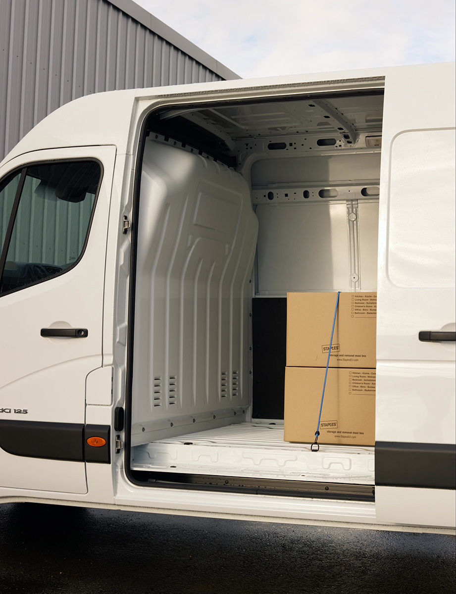Renault Master left side door open and cargo bed