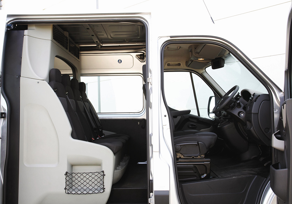 Renault Master interior