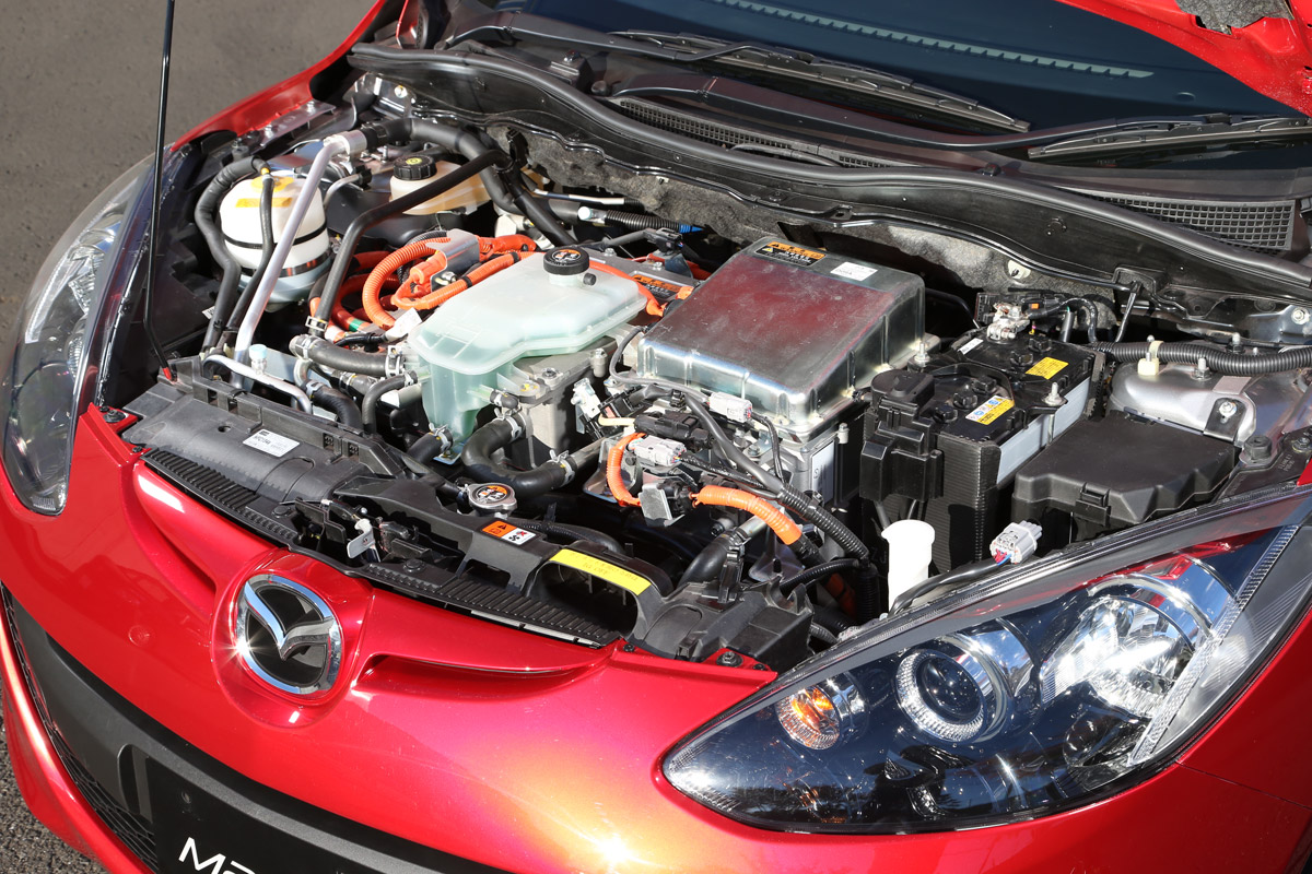 Mazda 2 EV 2013 engine