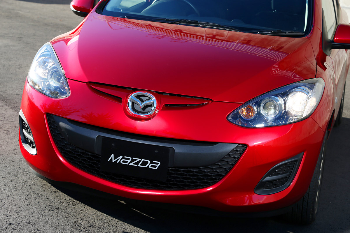 Mazda 2 EV 2013 front