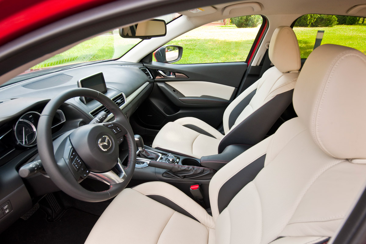Mazda 3 front seats