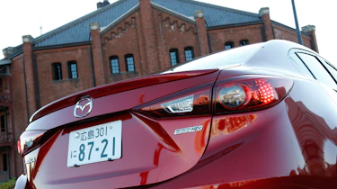 Mazda 3 Hybrid boot