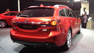 Mazda 6 Tourer rear tracking