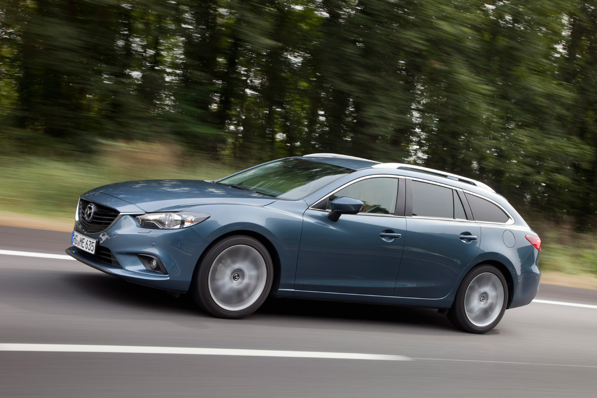 Mazda 6 Tourer panning