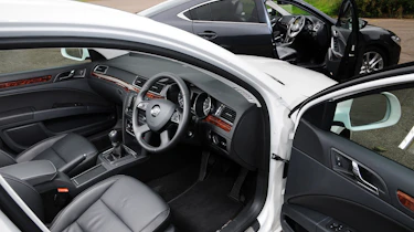Mazda 6 vs Skoda Superb 2013 interiors