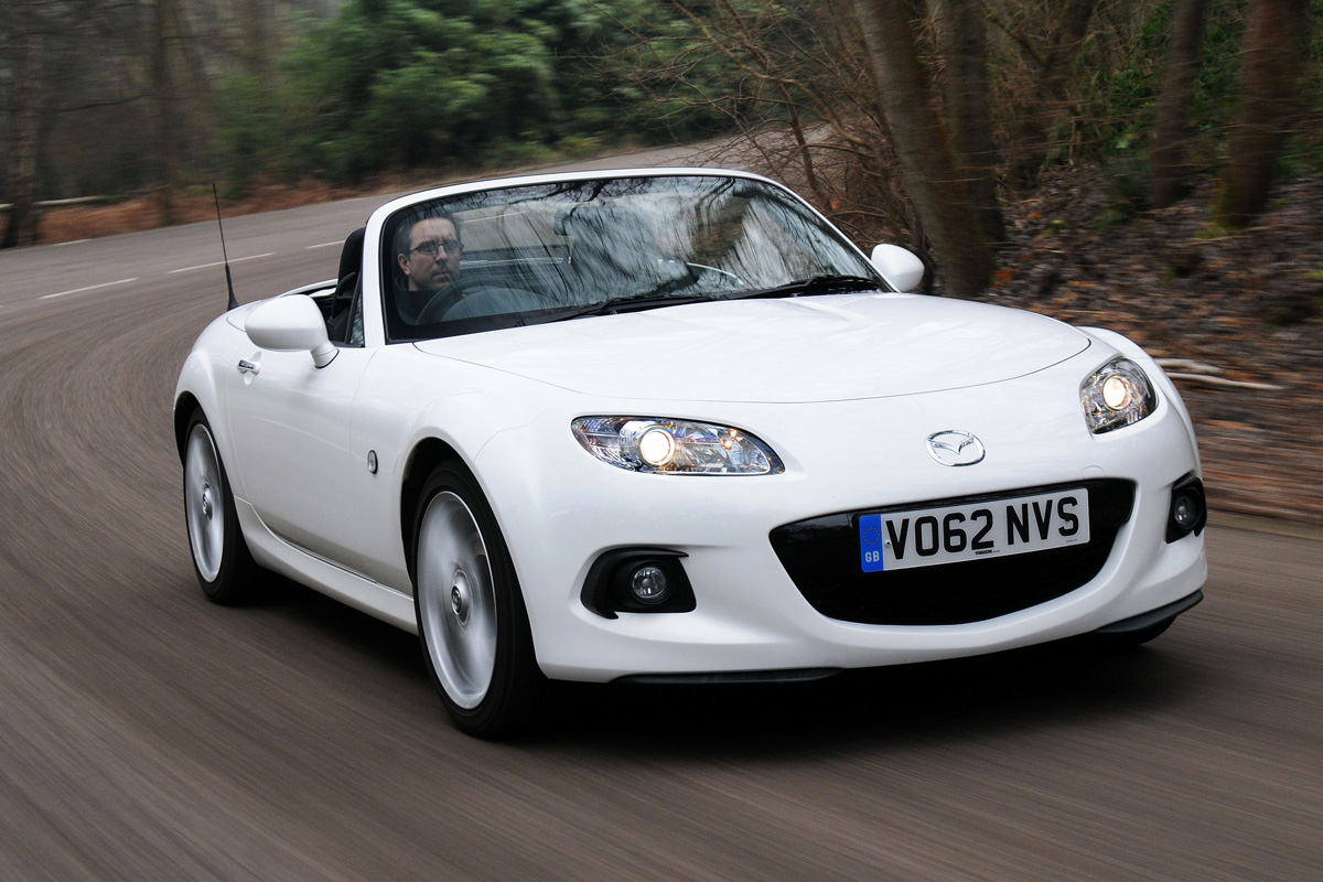 Mazda MX-5 front cornering