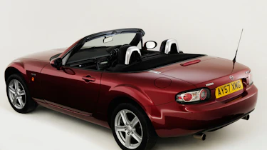 Mazda MX-5 MkIII action