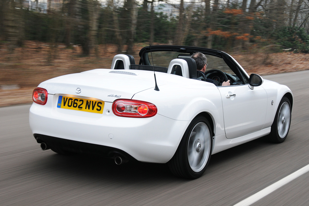 Mazda MX-5 rear tracking