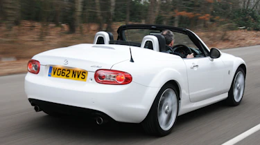 Mazda MX-5 rear tracking
