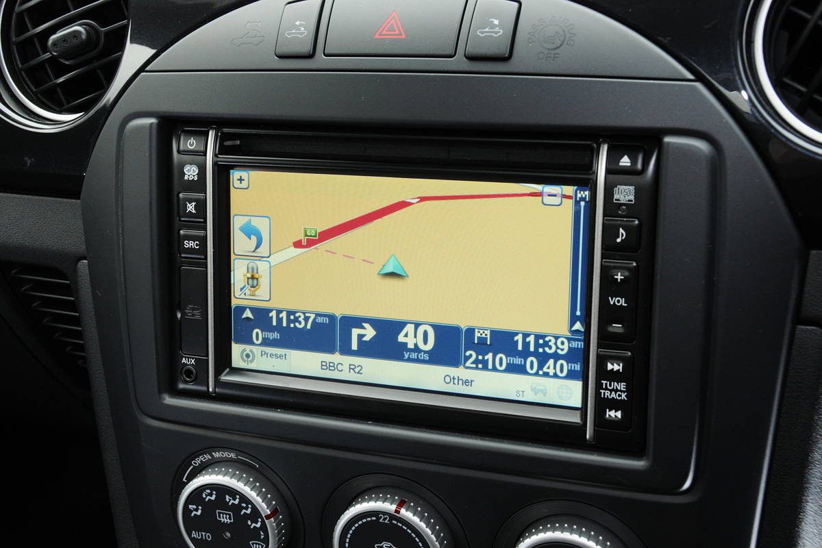 Mazda MX-5 sat-nav