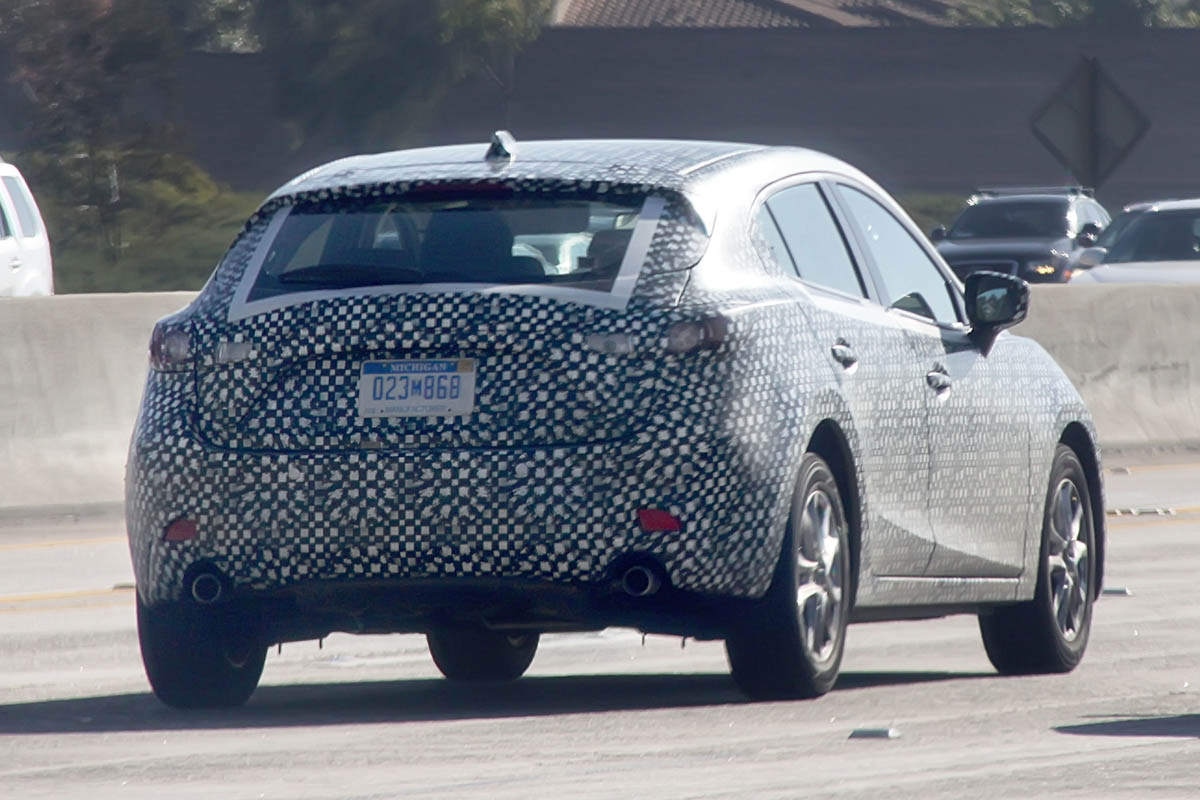 Mazda 3 rear