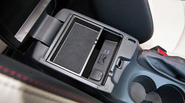 Mazda 3 port connections