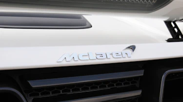McLaren 12C Spider badge