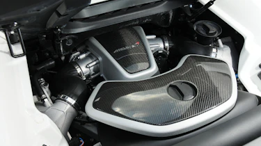 McLaren 12C Spider engine